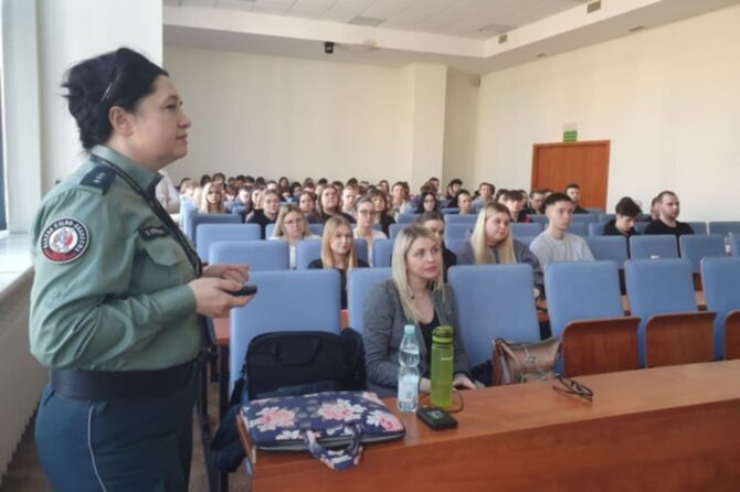 Spotkanie z ekspertkami Służby Celno- Skarbowej.